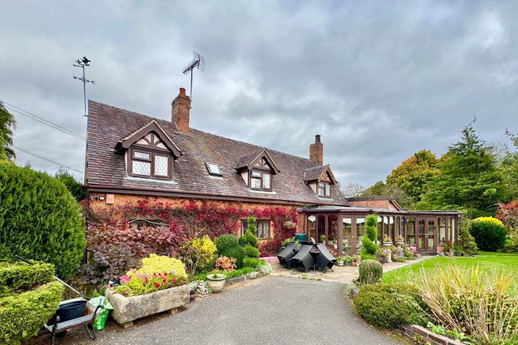 Main image of property: Crewe Road, Hatherton, Nantwich, Cheshire, CW5