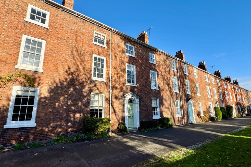 Main image of property: Dysart Buildings, Nantwich, Cheshire, CW5