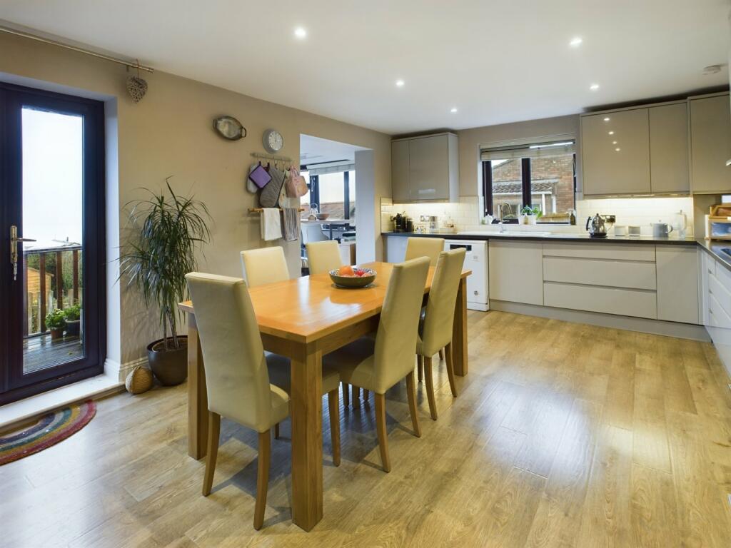 Additional property image - Down Road, Portishead, Bristol, BS20