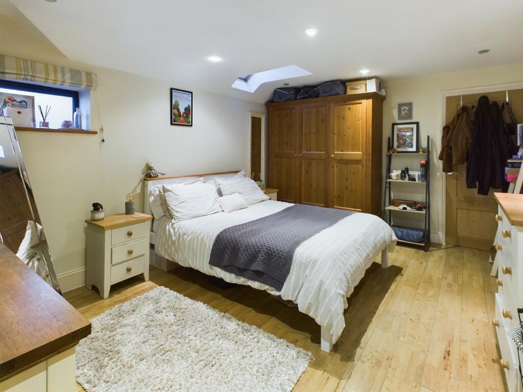 Additional property image - Down Road, Portishead, Bristol, BS20