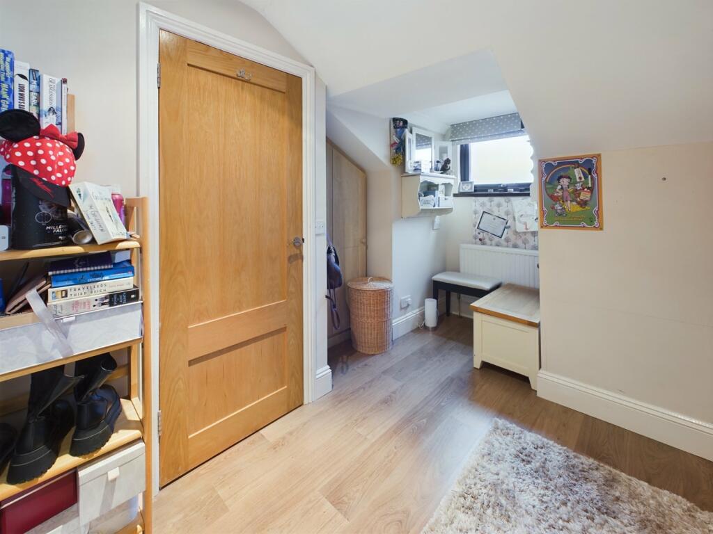Additional property image - Down Road, Portishead, Bristol, BS20