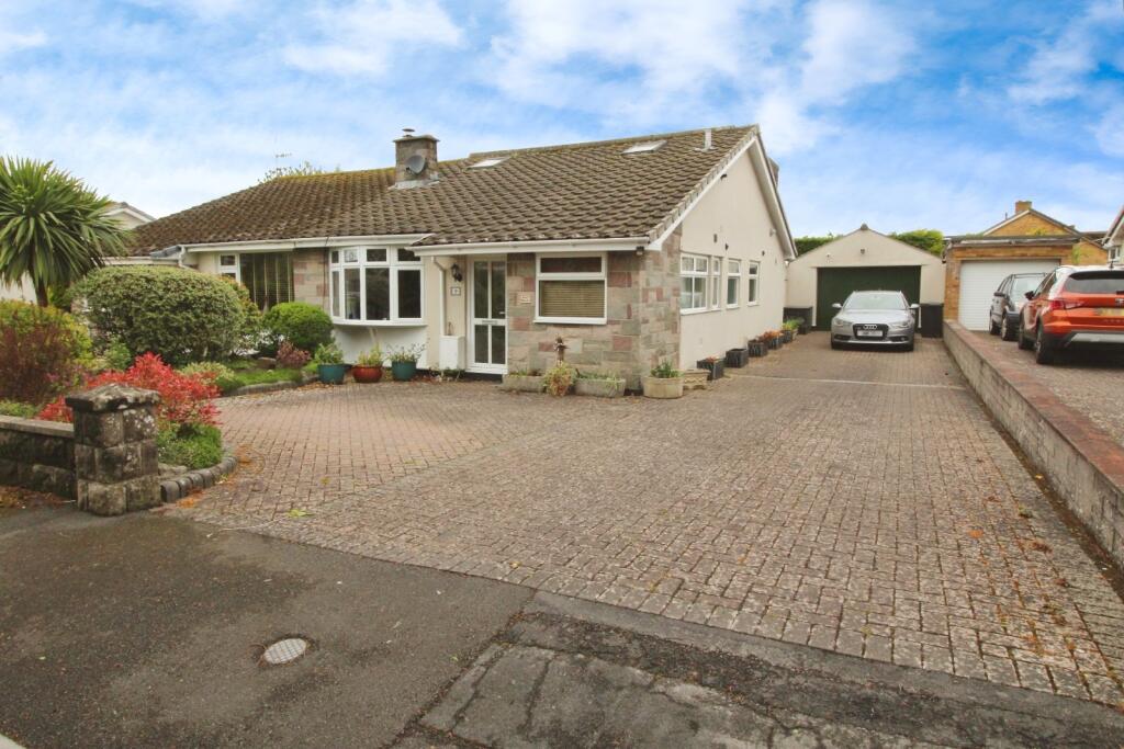 Main image of property: Stoneyfield Close, Easton-in-Gordano, Bristol, BS20