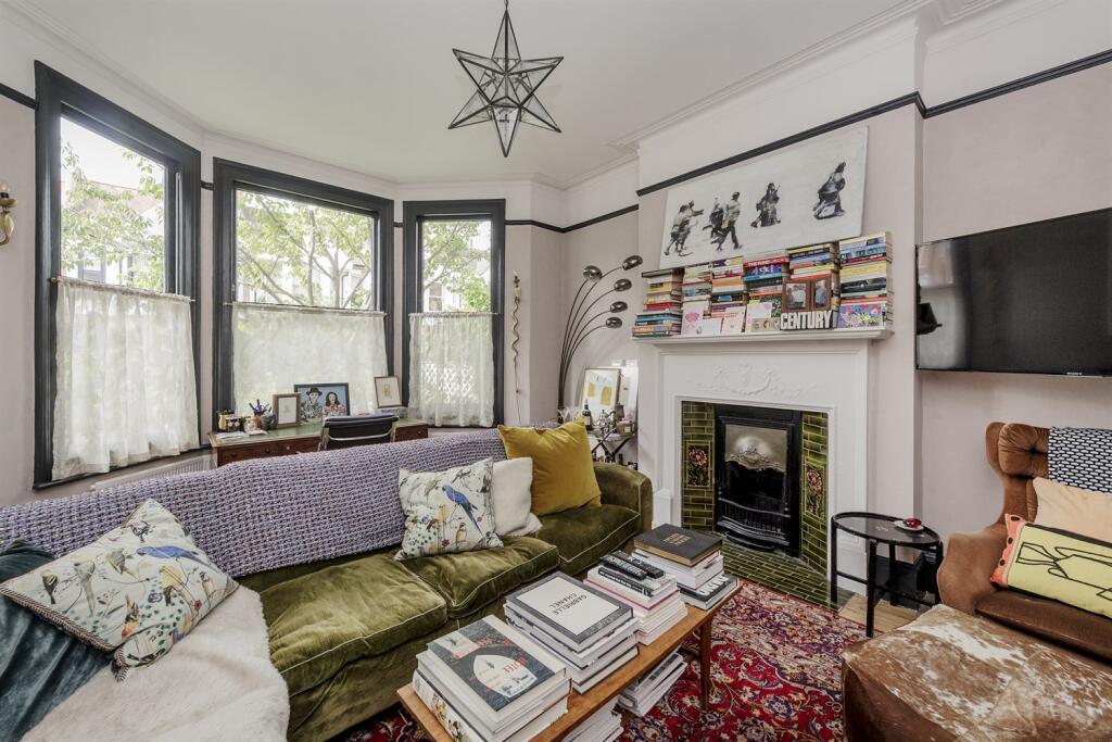 Main image of property: Finstock Road, London, W10