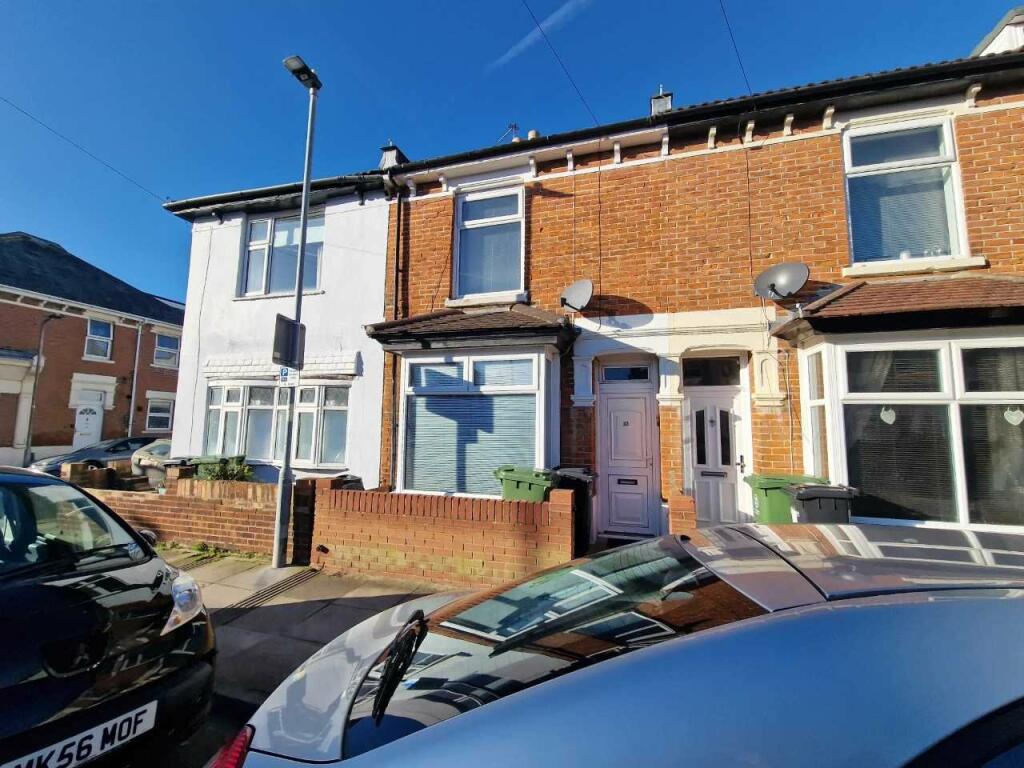 3 bedroom terraced house for sale in Hatfield Road, Southsea, Hampshire, PO4
