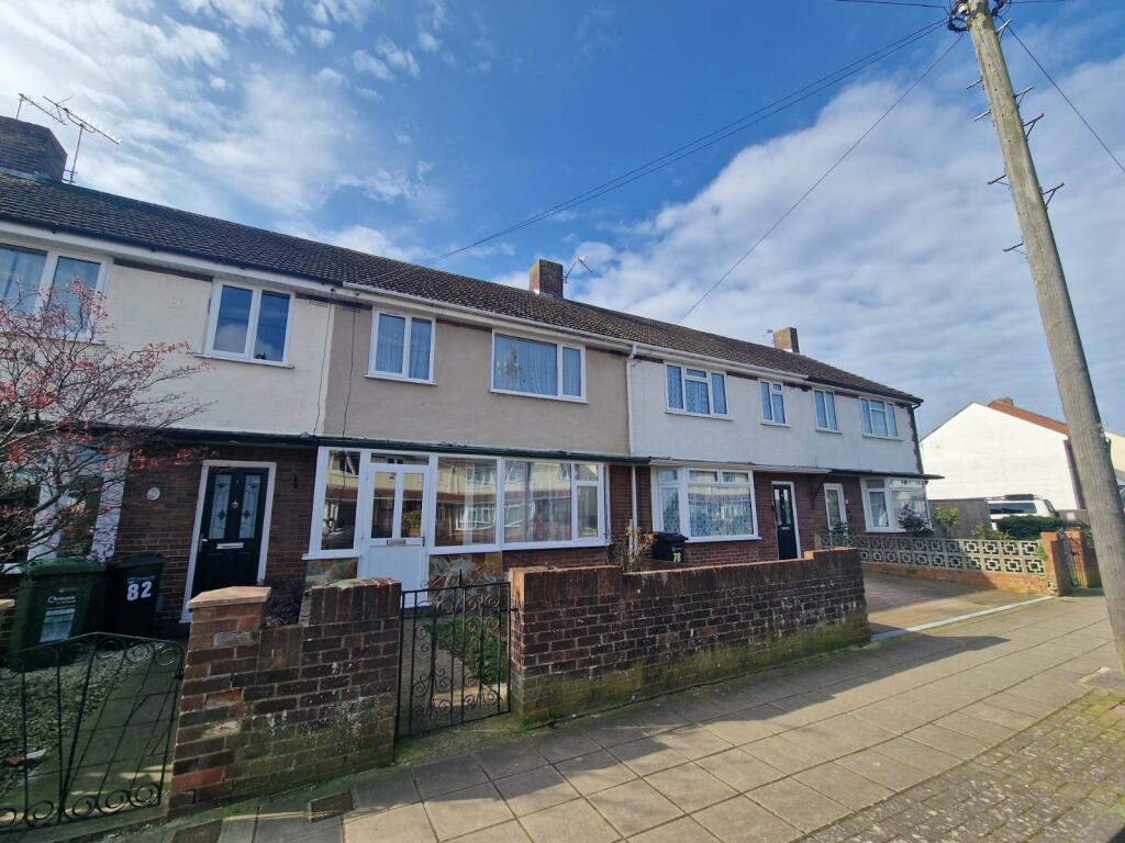 3 bedroom terraced house for sale in Old Manor Way, Drayton, Portsmouth, Hampshire, PO6