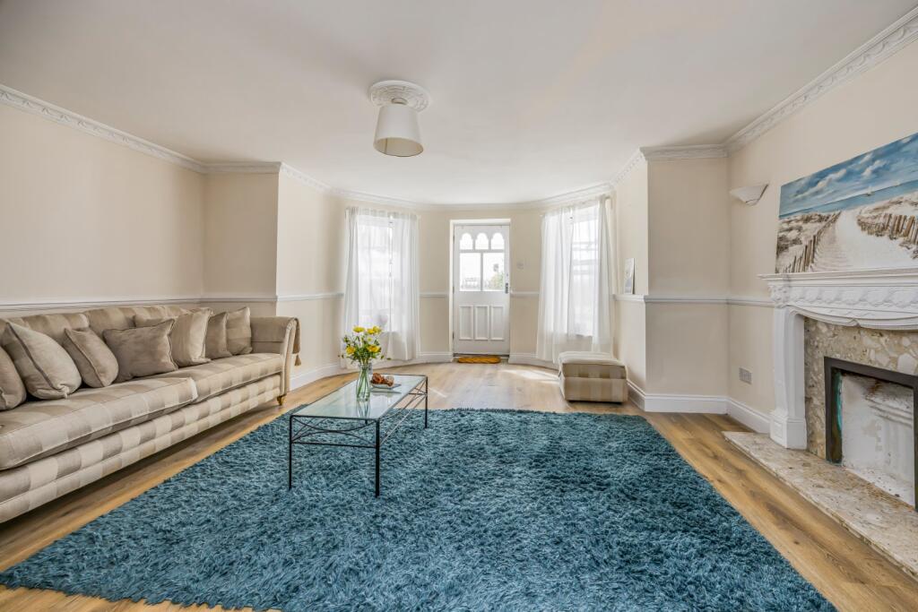 Main image of property: St. Helens Parade, Southsea, Hampshire, PO4