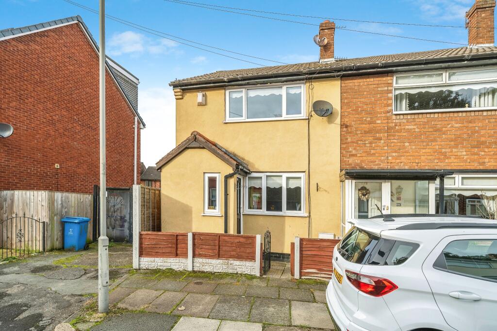 3 bedroom semidetached house for sale in Melling Avenue, Liverpool