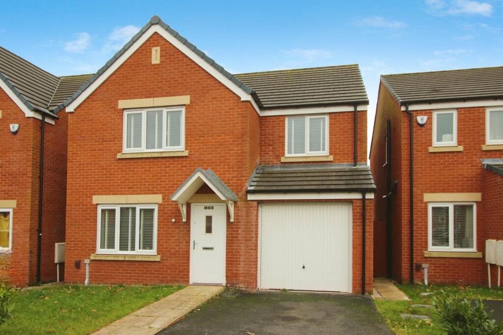 4 bedroom detached house for sale in Goldcrest Road, Maghull, Liverpool