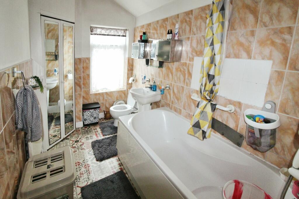 Additional property image - Deakins Road, Birmingham, West Midlands, B25