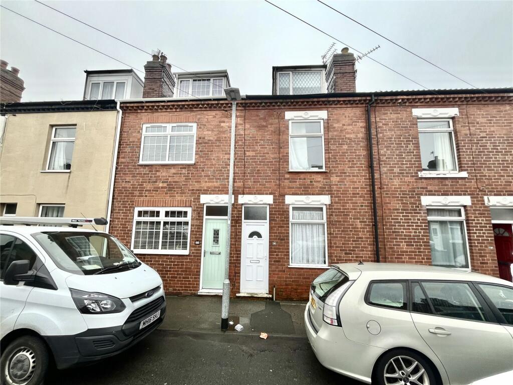 3 bedroom terraced house for sale in Percy Street, Goole, East