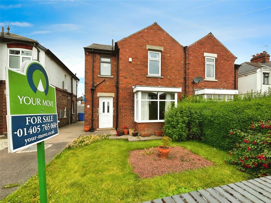 3 bedroom semidetached house for sale in Dunhill Road, Goole, East Yorkshire, DN14