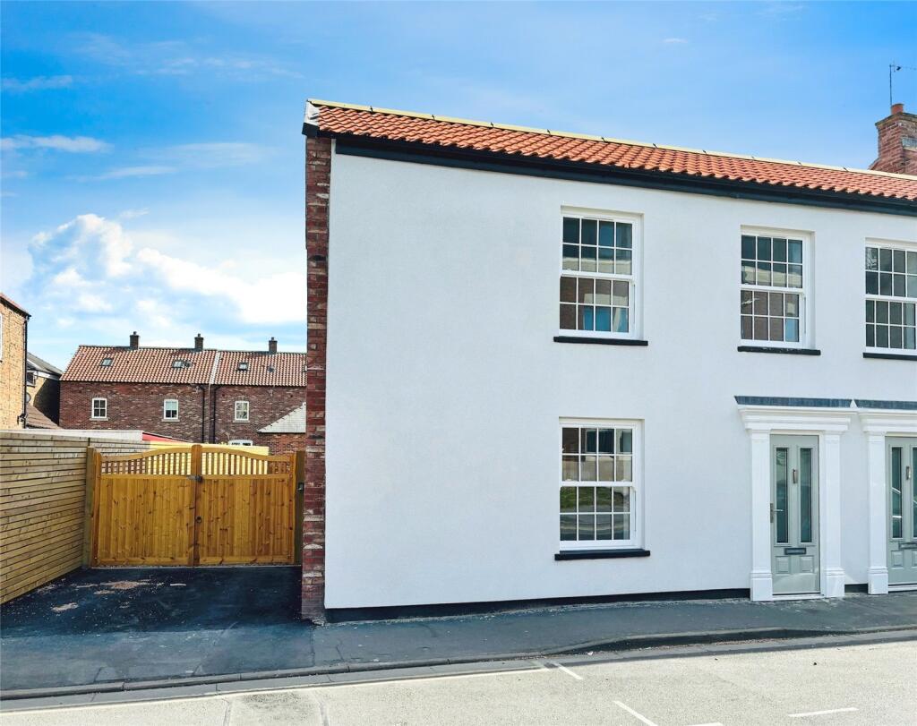 Main image of property: Bridgegate, Howden, Goole, East Yorkshire, DN14