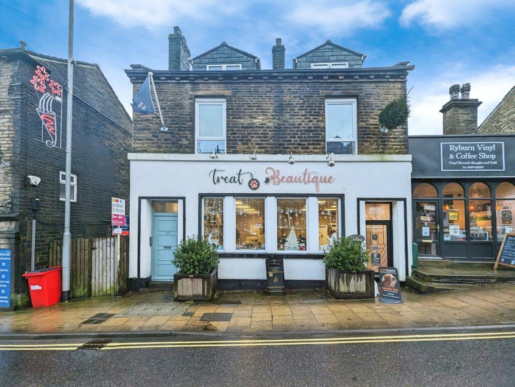 1 bedroom apartment for sale in Halifax Road, Ripponden, Sowerby Bridge