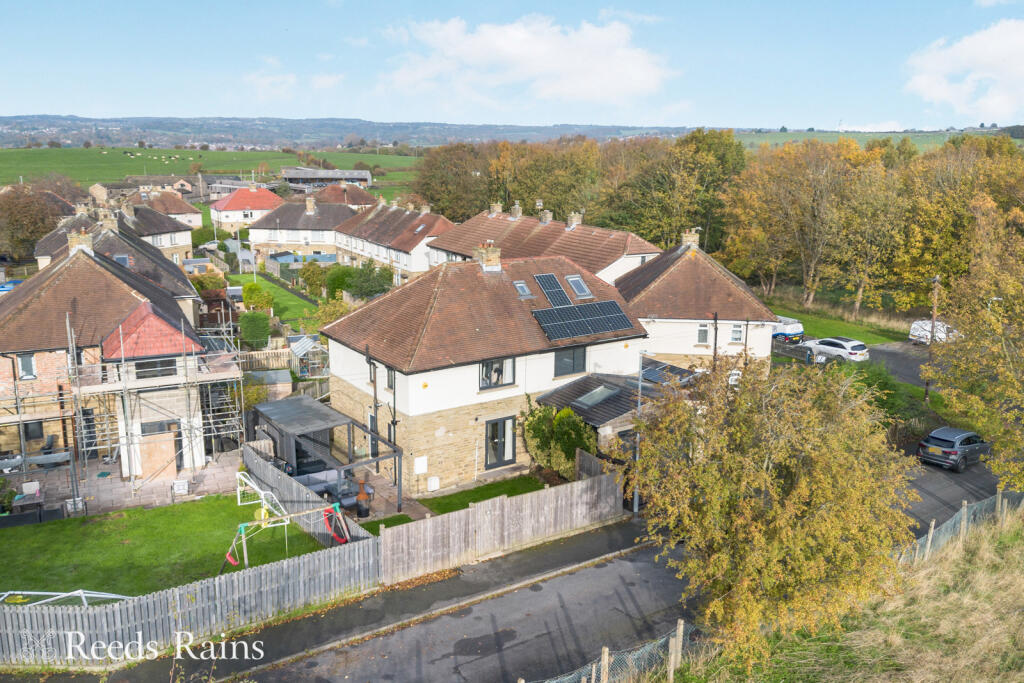 Main image of property: Highmoor Crescent, Brighouse, West Yorkshire, HD6