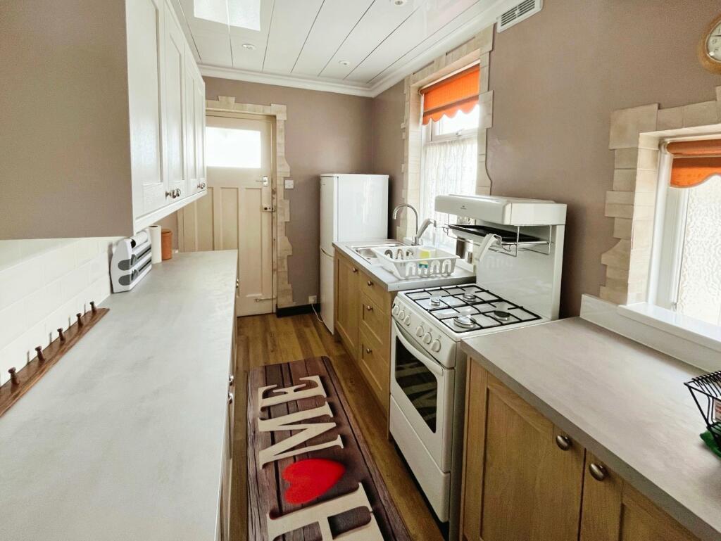 Additional property image - Belmont Gardens, Low Moor, Bradford, West Yorkshire, BD12