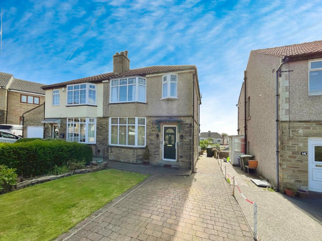 Additional property image - Belmont Gardens, Low Moor, Bradford, West Yorkshire, BD12