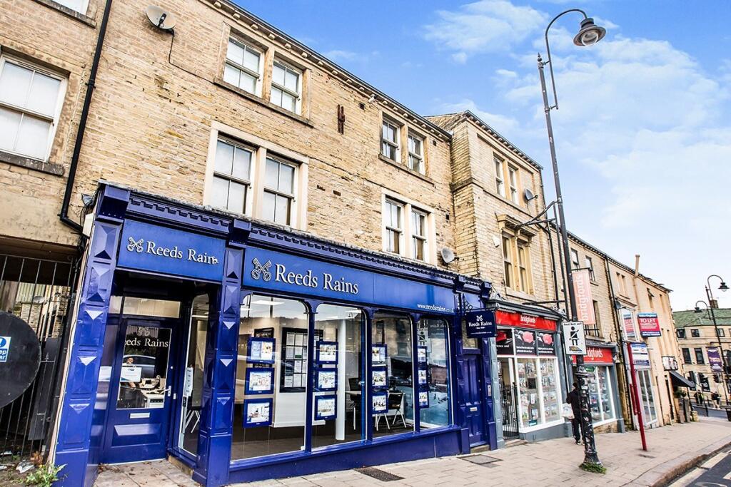 Main image of property: Bull Green, Halifax, West Yorkshire, HX1