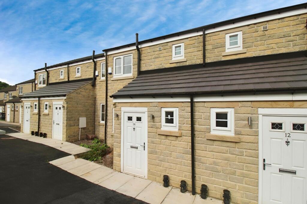 Main image of property: Moins Close, Halifax, West Yorkshire, HX2