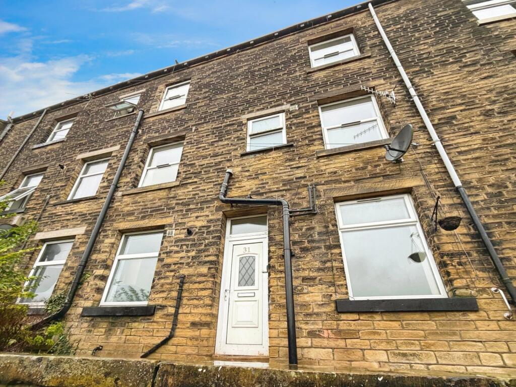 Main image of property: Ovenden Road Terrace, Halifax, West Yorkshire, HX3