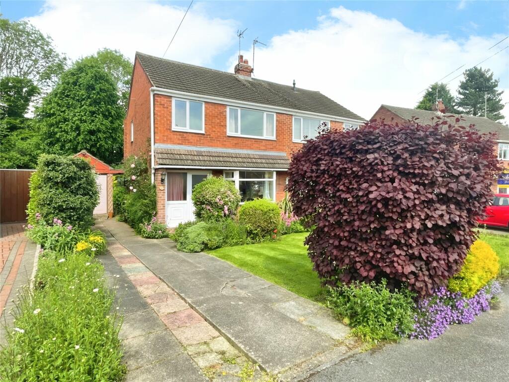 3 bedroom semidetached house for sale in Kimberley Road, Borrowash