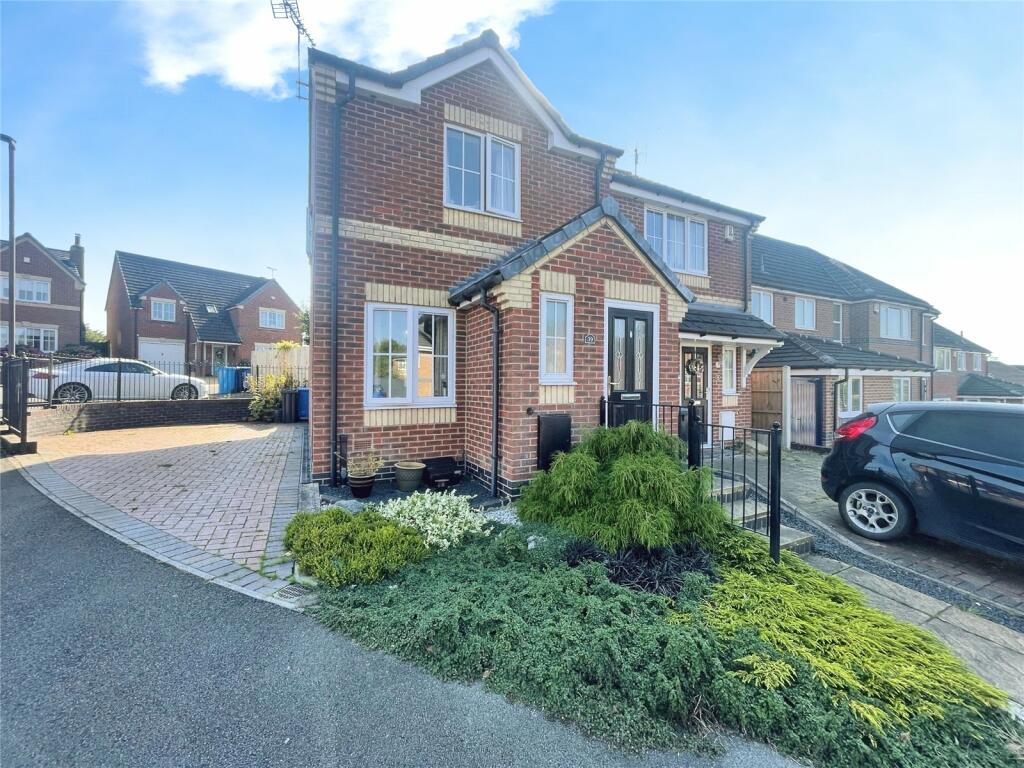 Main image of property: Hedingham Close, Ilkeston, Derbyshire, DE7