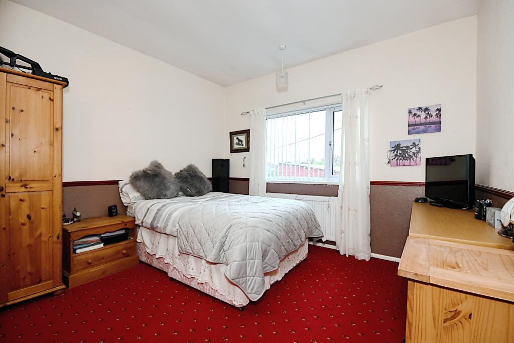 4 bedroom semidetached house for sale in Hollin Hill Road, Clowne