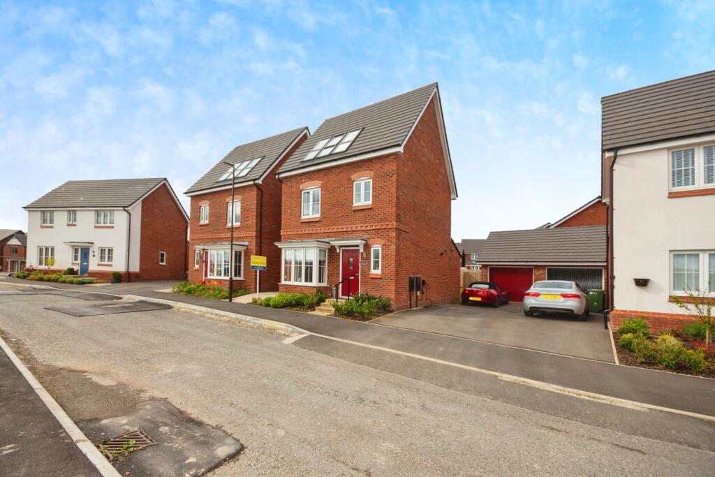 Main image of property: Shrewsbury Place, Clay Cross, Chesterfield, Derbyshire, S45