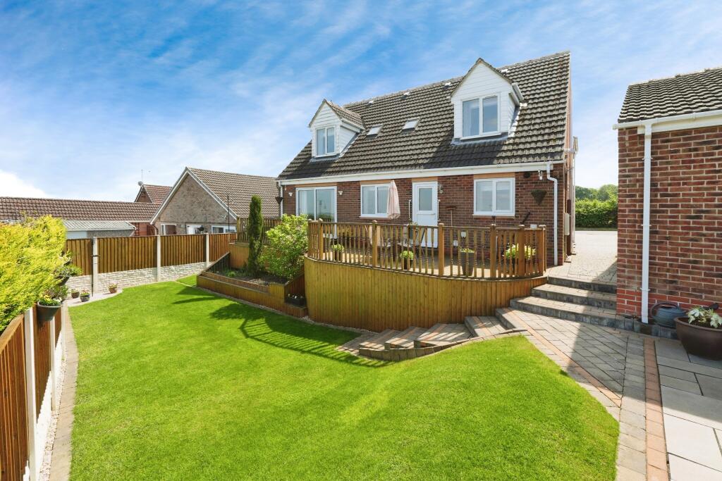 Main image of property: Bamford Road, Inkersall, Chesterfield, Derbyshire, S43