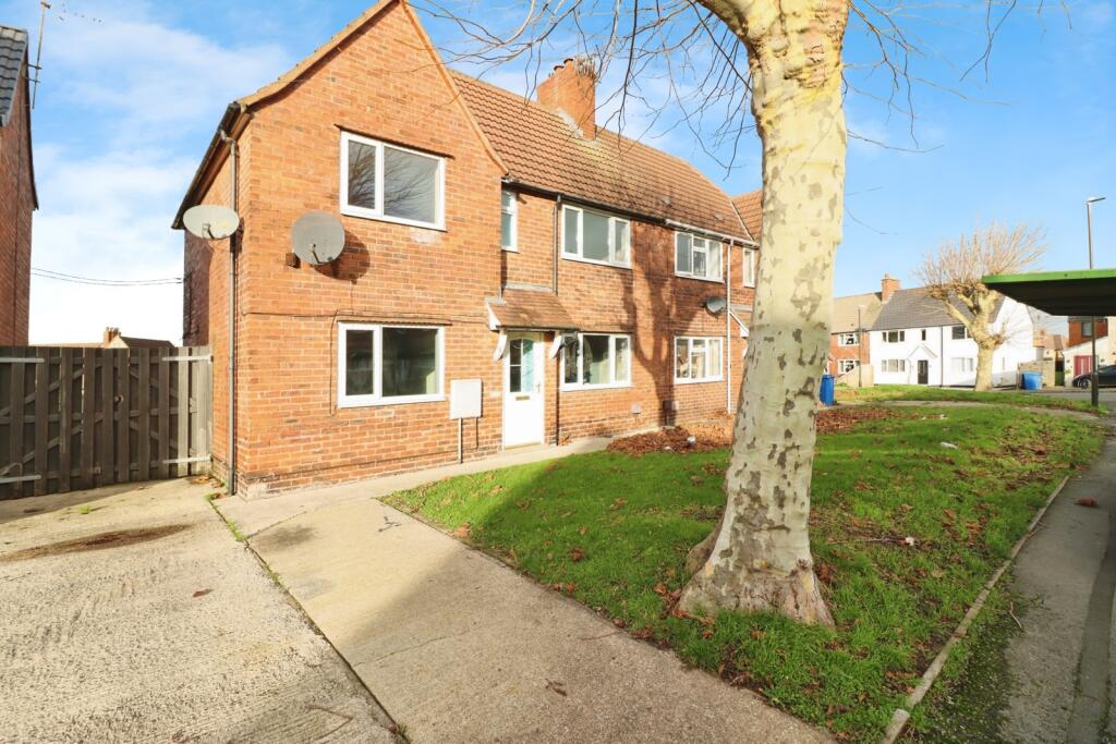 Main image of property: Hunloke Avenue, Chesterfield, Derbyshire, S40