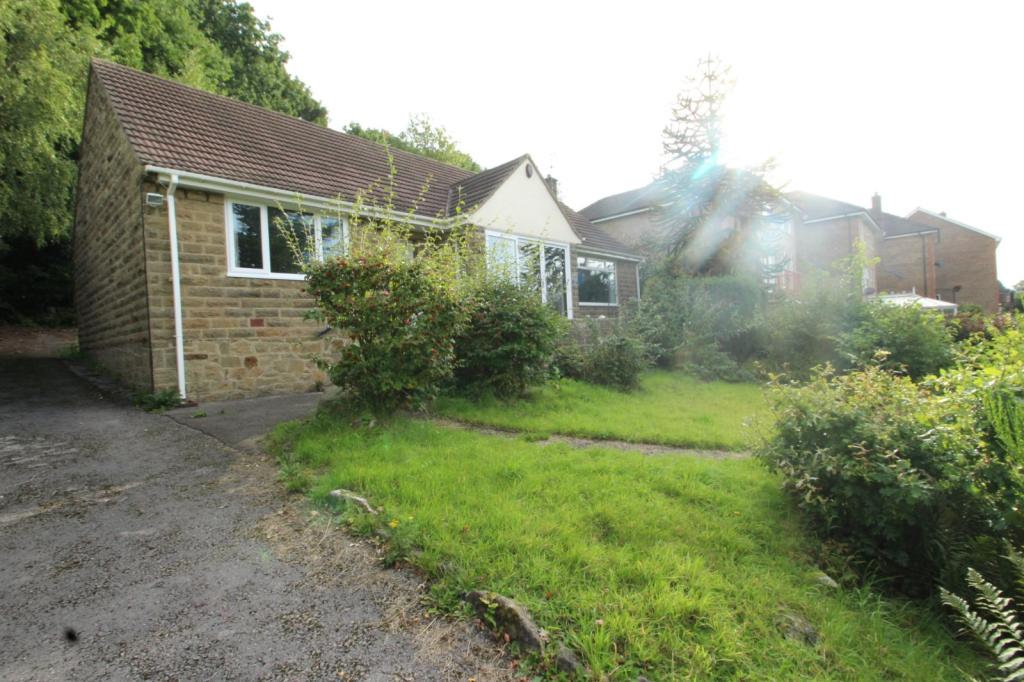 3 bedroom bungalow for sale in Smedley Street, Matlock, Derbyshire, DE4