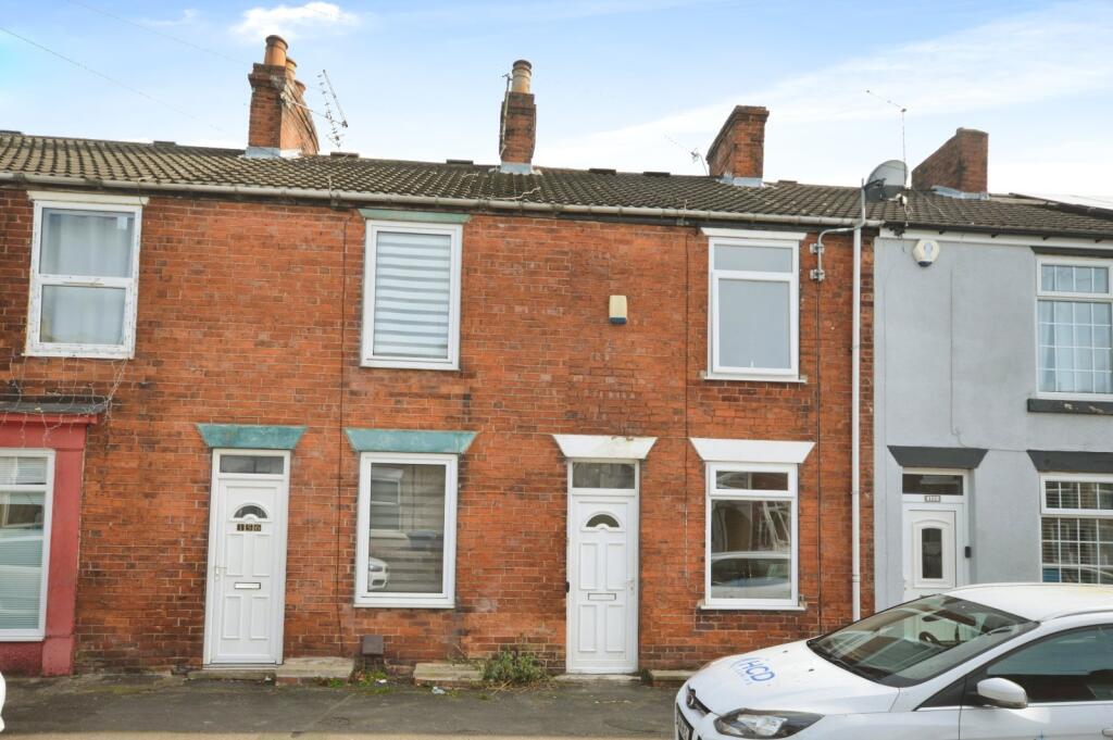 Main image of property: South Street North, New Whittington, Chesterfield, Derbyshire, S43