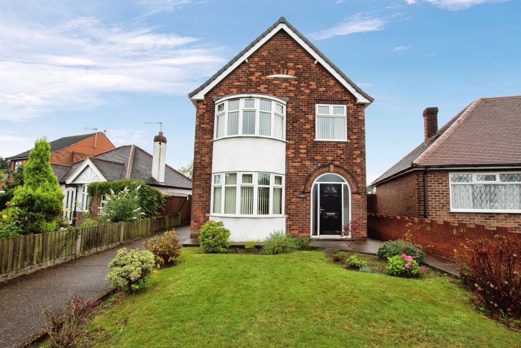 3 bedroom detached house for sale in Derby Road, KirkbyinAshfield
