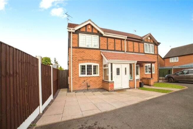 Main image of property: Burrow Walk, Kirkby-in-Ashfield, Nottingham, Nottinghamshire, NG17