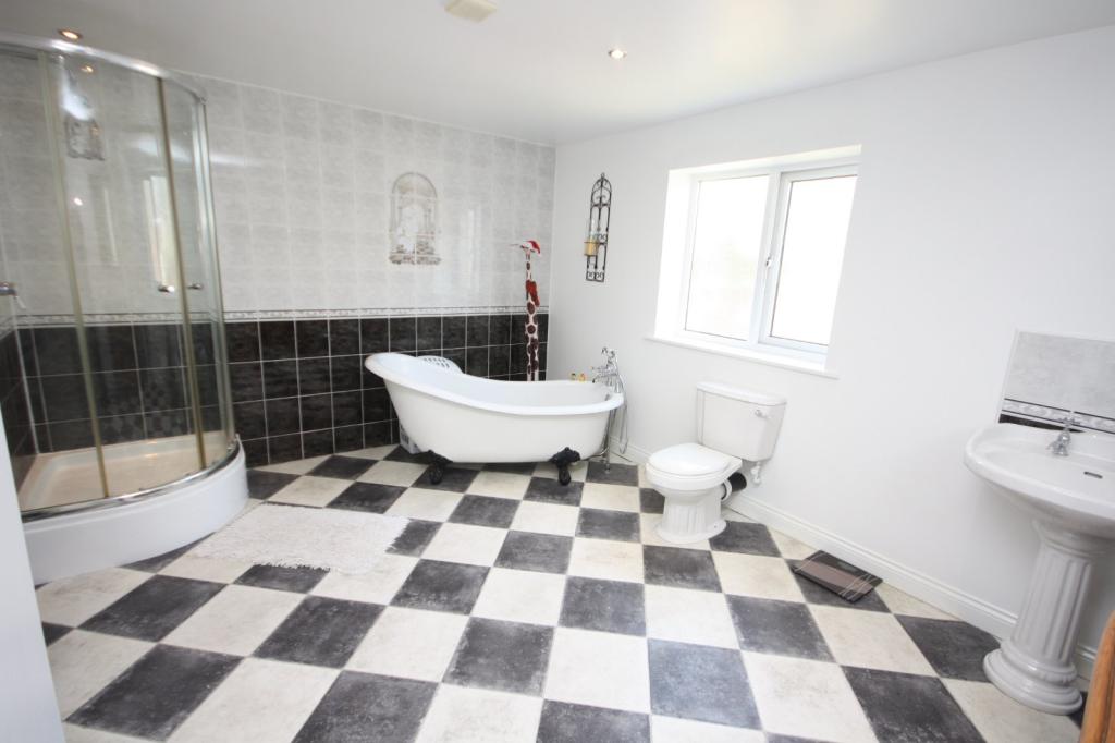 4 bedroom detached house for sale in Wilson Street, Guisborough