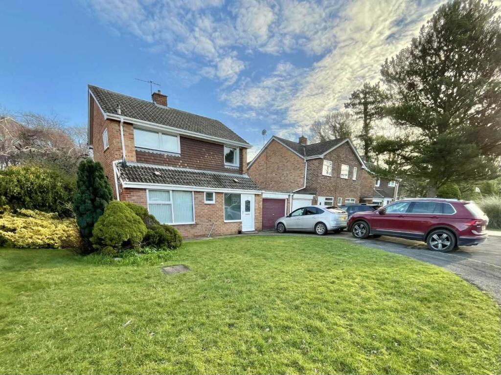 3 bedroom detached house for sale in Ryedale, Guisborough, North