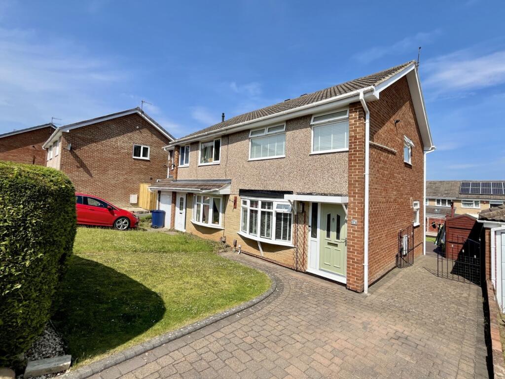 3 bedroom semi-detached house