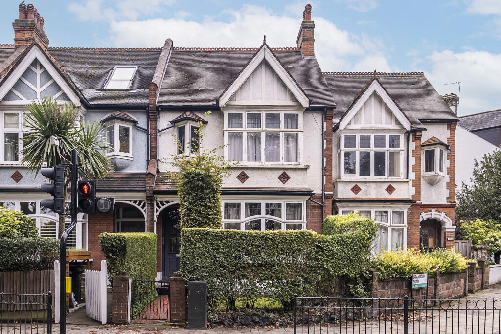 4 bedroom terraced house for sale in Clapham Common West Side, LONDON, SW4