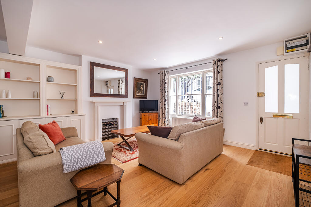 Main image of property: Auckland Road, London, SW11