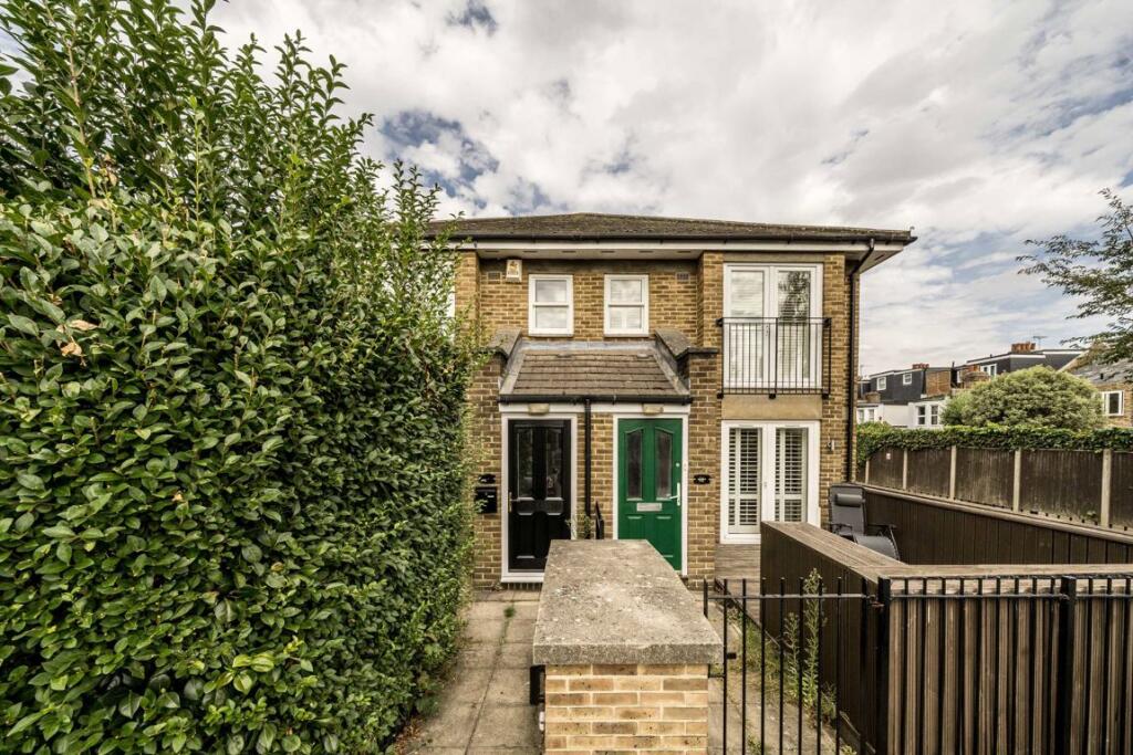 Main image of property: Kingswood Terrace, Chiswick