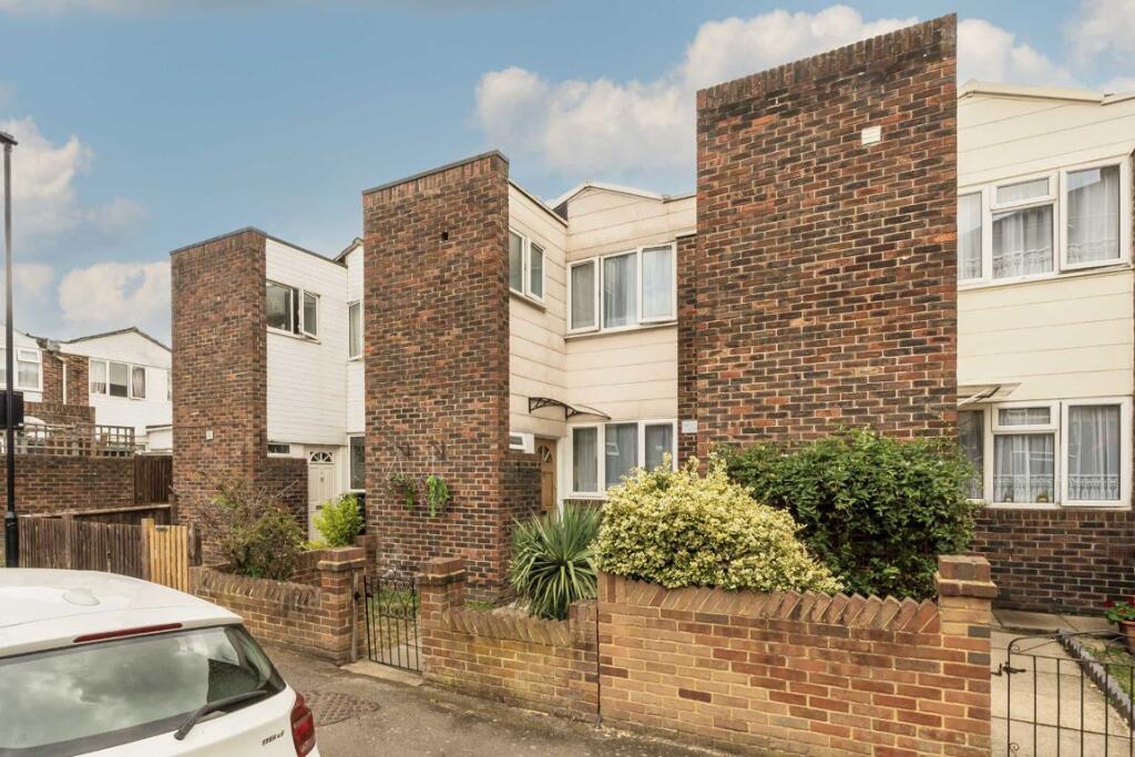 Main image of property: Pottery Road, Brentford