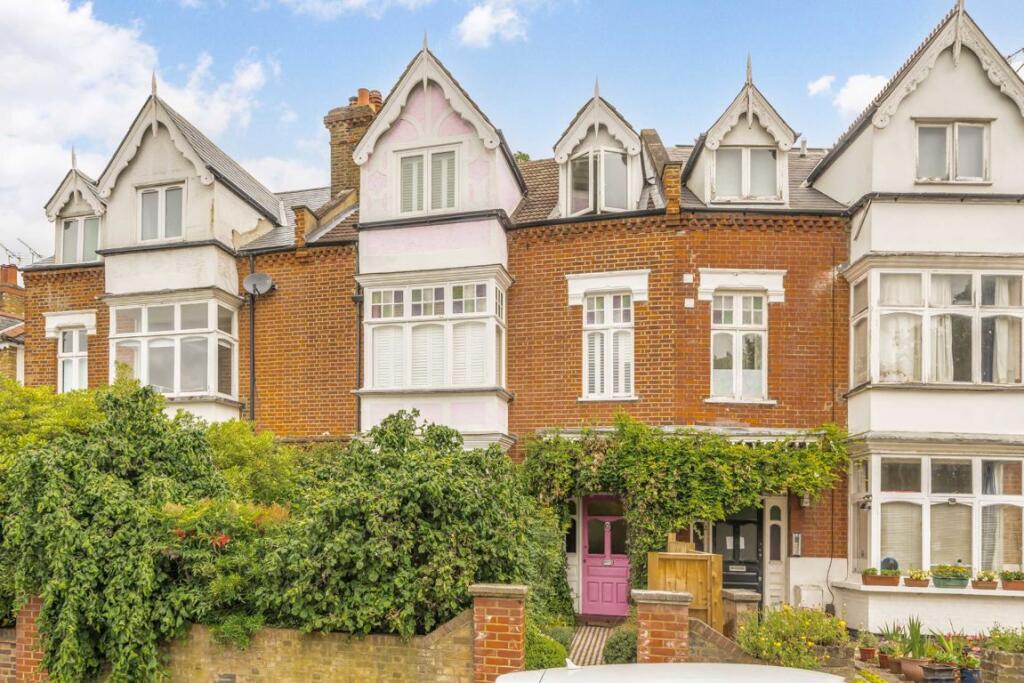 Main image of property: Oxford Road South, Chiswick