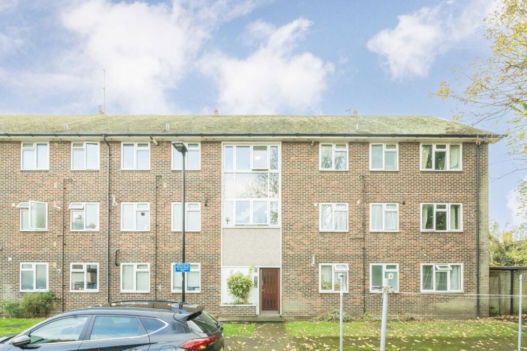 Main image of property: Deans Close, Chiswick