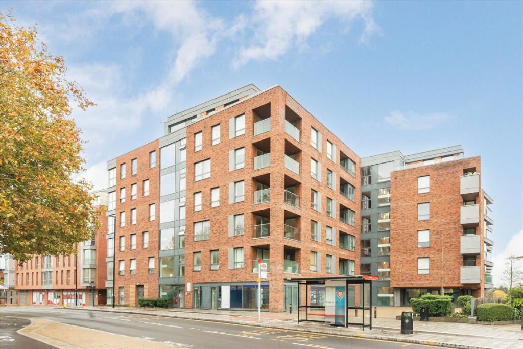 Main image of property: High Street, Brentford