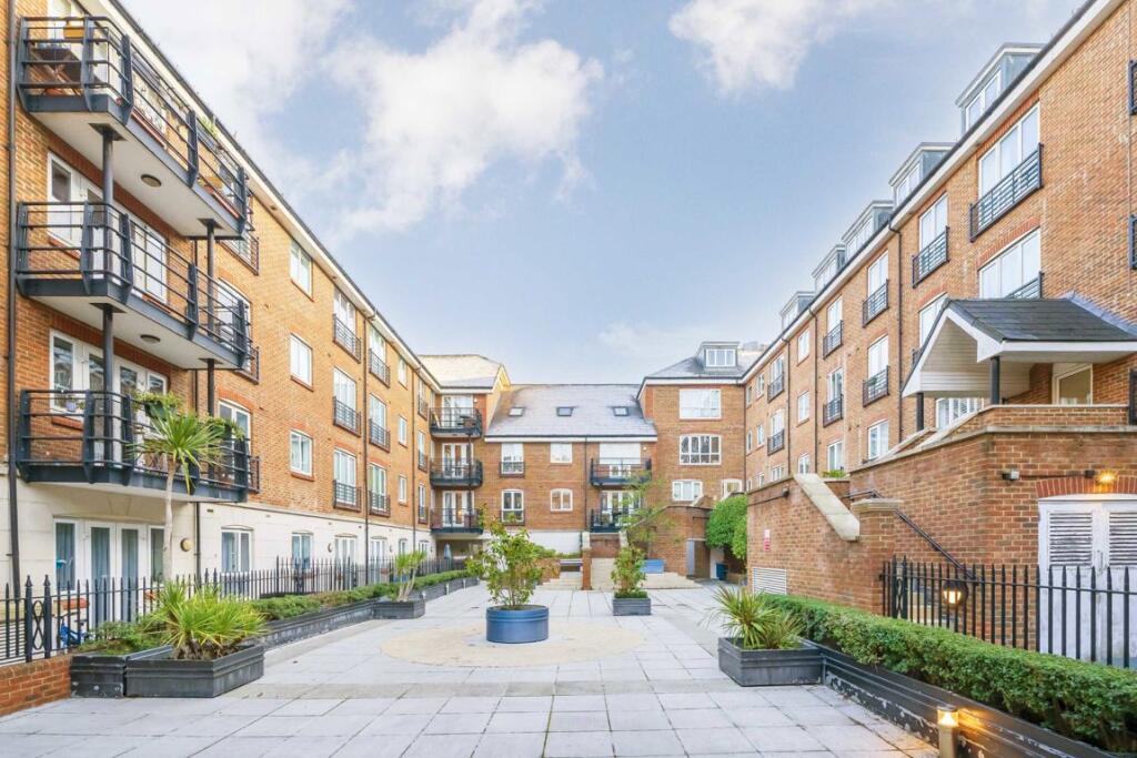 Main image of property: High Street, Brentford