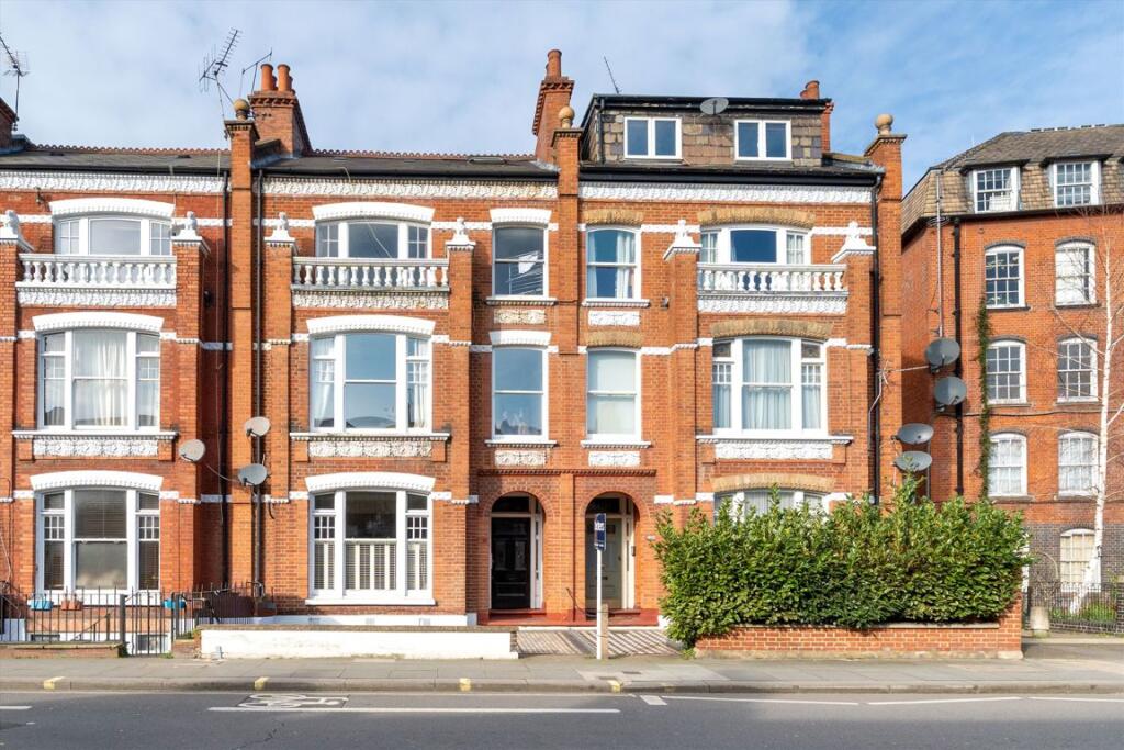 Main image of property: New Kings Road, Fulham