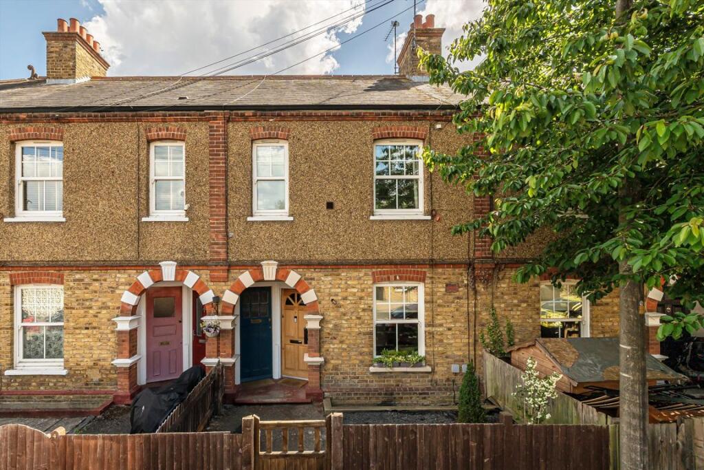 Main image of property: Beards Hill, Hampton