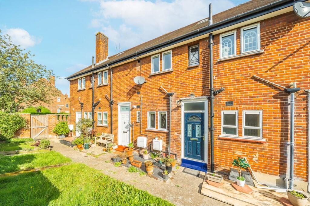 Main image of property: Hawkesbury Road, Putney