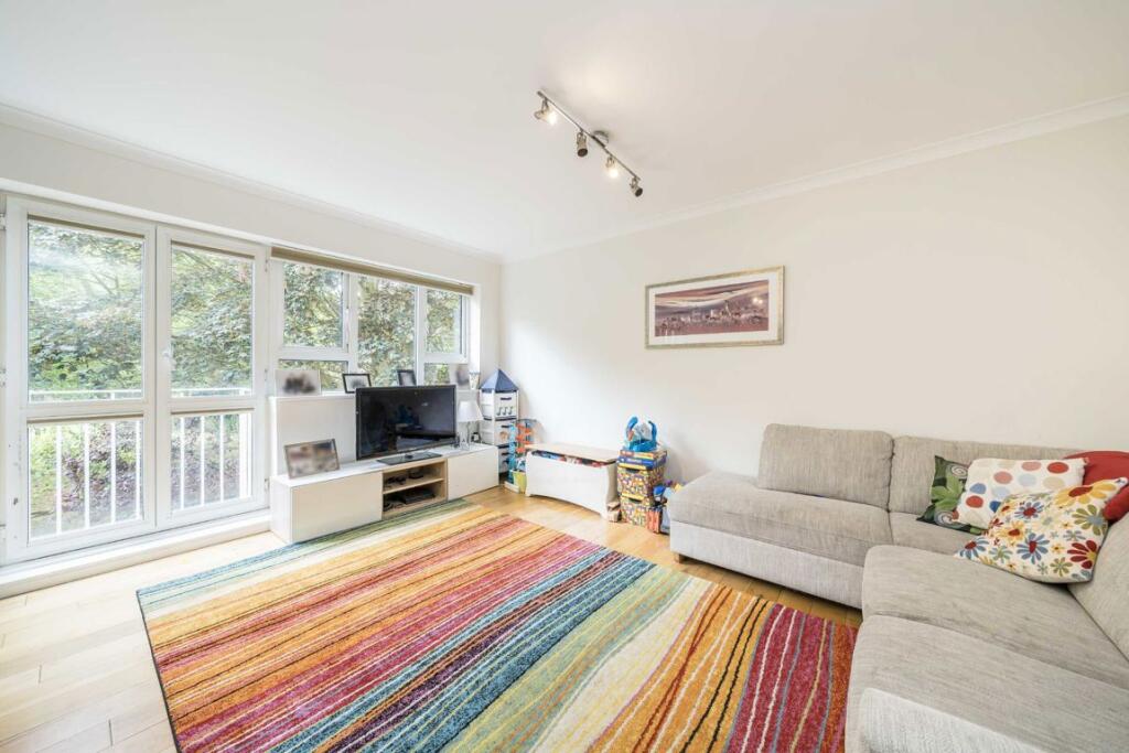 Main image of property: Sheen Road, Richmond