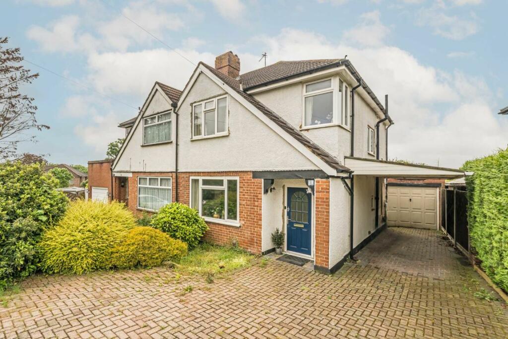 3 bedroom semidetached house for sale in Collingwood Avenue, Surbiton, KT5