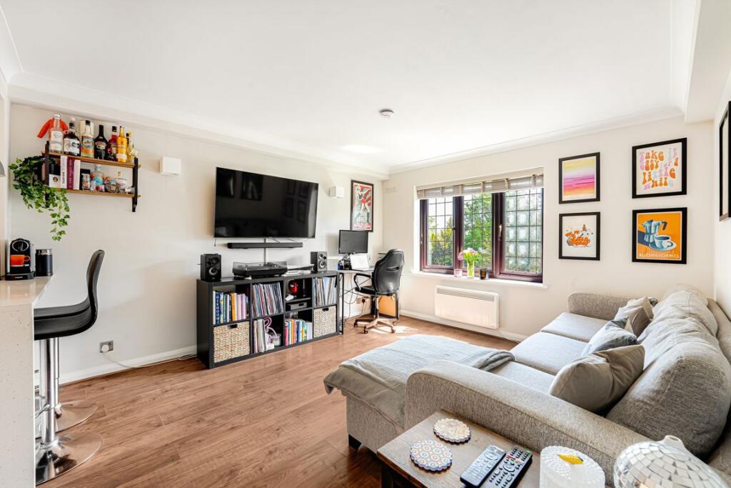 Main image of property: Hook Road, Surbiton